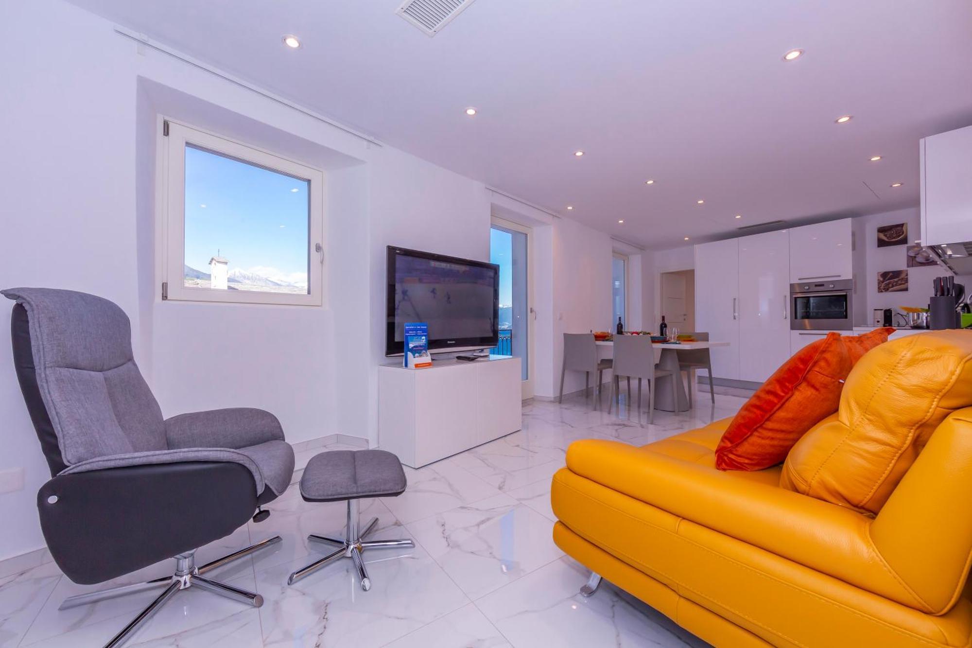 Yellow View Apartment - Happy Rentals Ronco sopra Ascona Exteriér fotografie